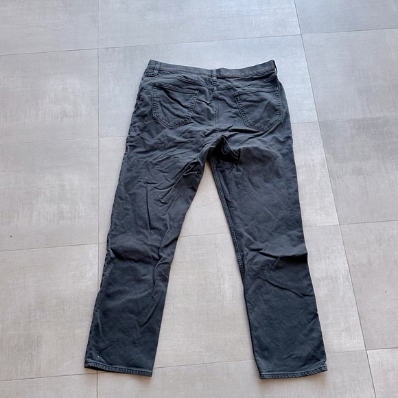 Banana Republic SUPER COMFY Traveler Pants - 36 - Picture 4 of 4